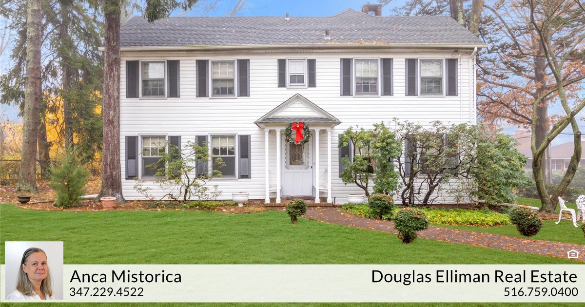 200 Ridge Rd, Douglaston, NY 11363