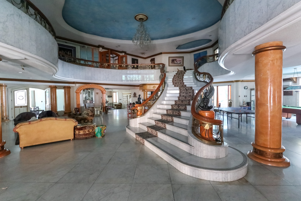 7BR HOUSE FOR SALE CORINTHIAN GARDENS Home Discovery