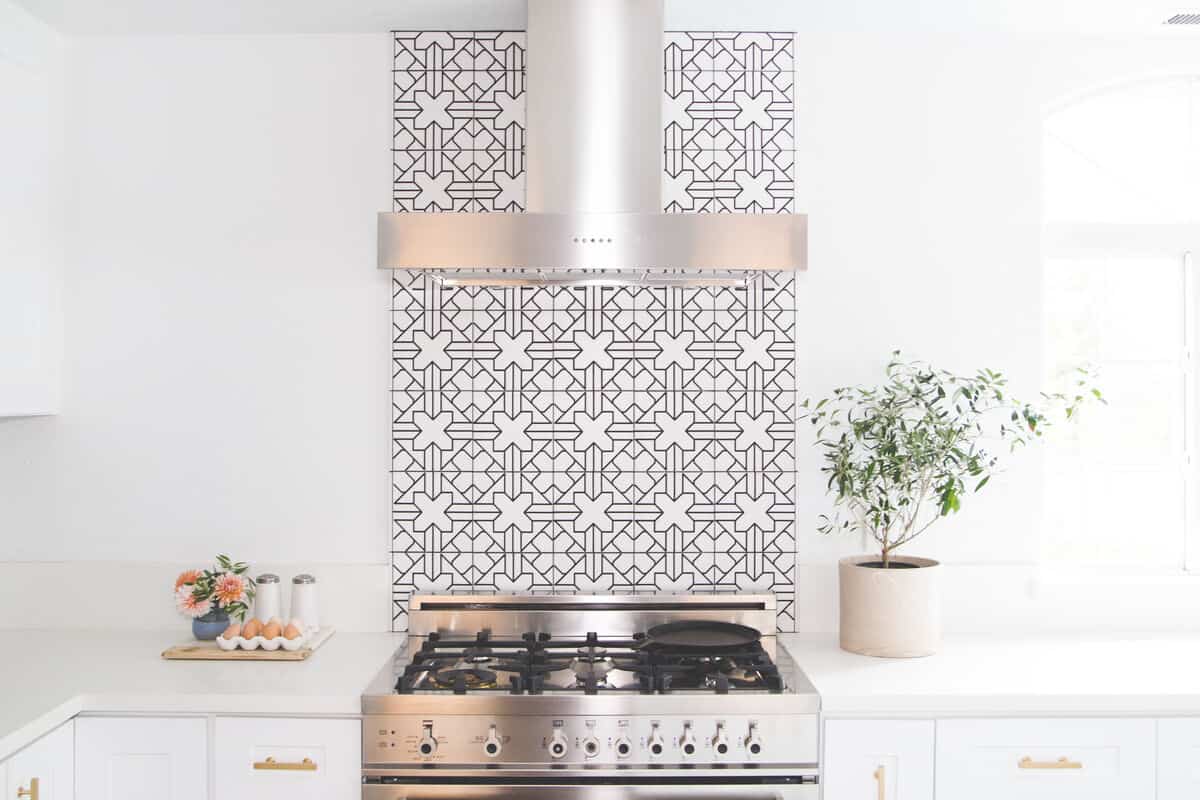27 Unique Kitchen Backsplash Ideas To Try Right Now homedude