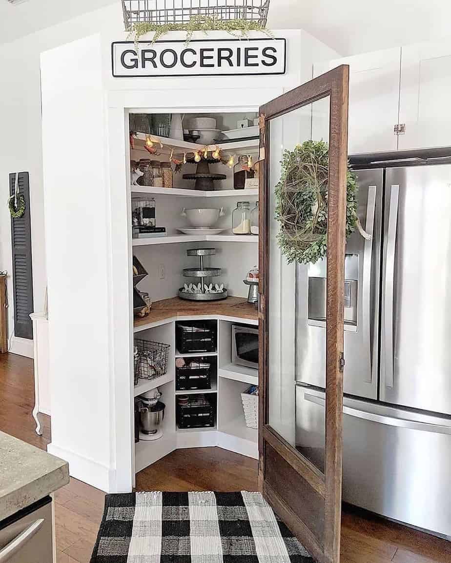 21 Kitchen Pantry Ideas For Every Type Of Kitchen homedude