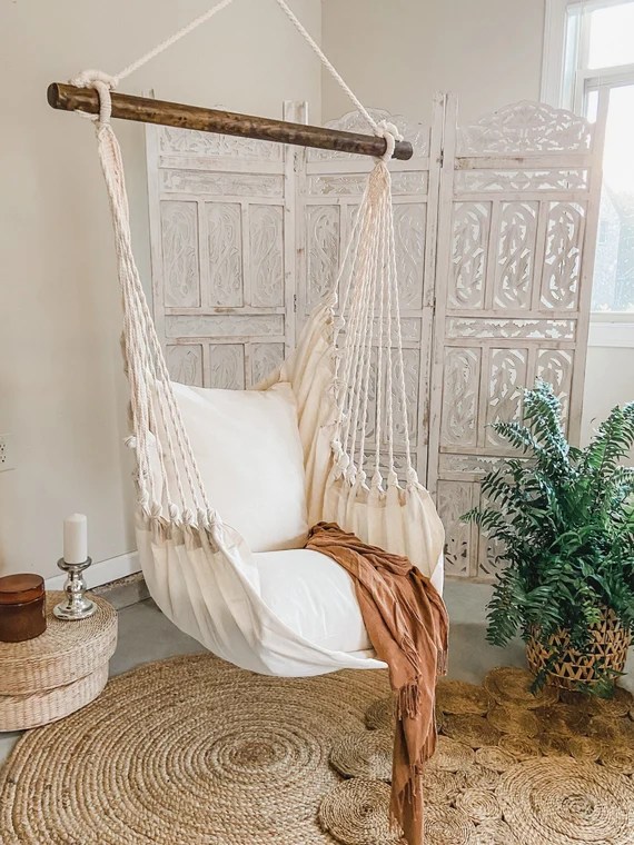 14 Different Types of Hanging Chairs