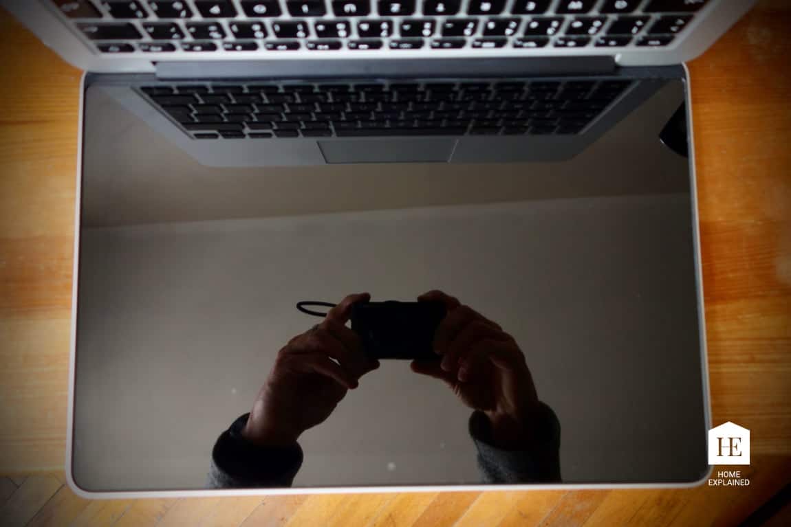 How to remove antireflective coating from MacBook Pro The best and