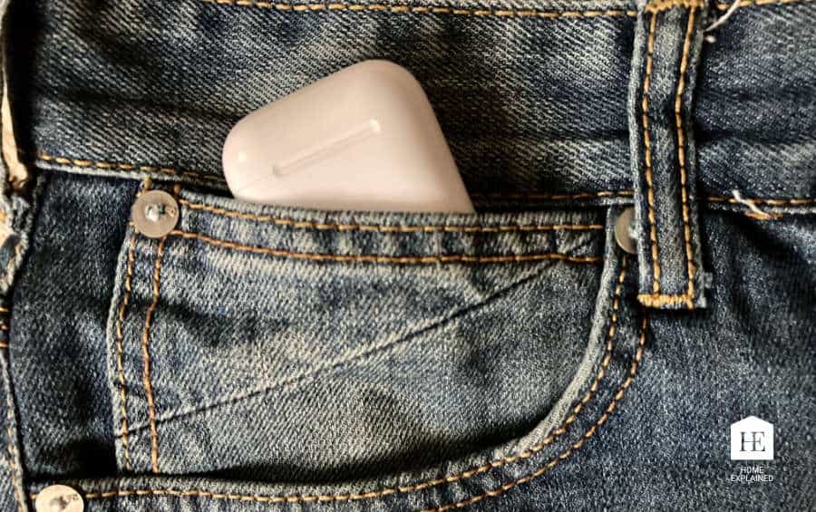 How to Clean Stains From AirPods Case Quick and effective Home