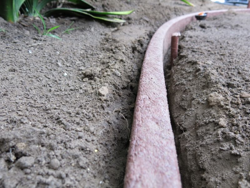 Bender Board Edging for your Lawn and Garden How to Select & Install It
