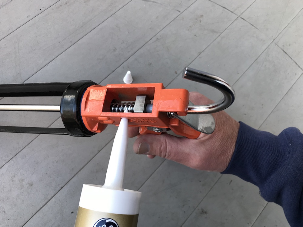 Mind The Gap Easy Caulking Projects To Save Energy And Money With GE Supreme Paintable