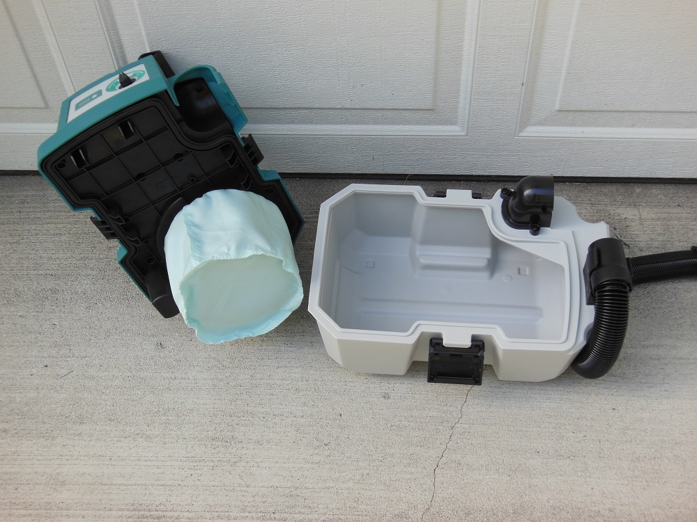 Makita XCV11 Cordless 18V LXT Wet/Dry Vacuum 2 Gallon Dust Sucker