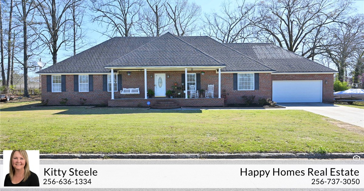 1198 Bullard St SW, Hartselle, AL 35640