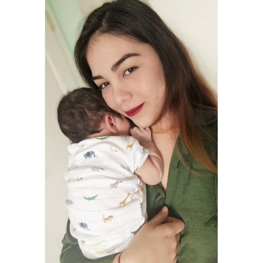 Babysitting. Nounou Luxembourg nanny, babysitter