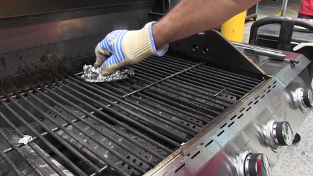 How to Clean Weber Porcelain Grill Grates - DIY BBQ Cleaner