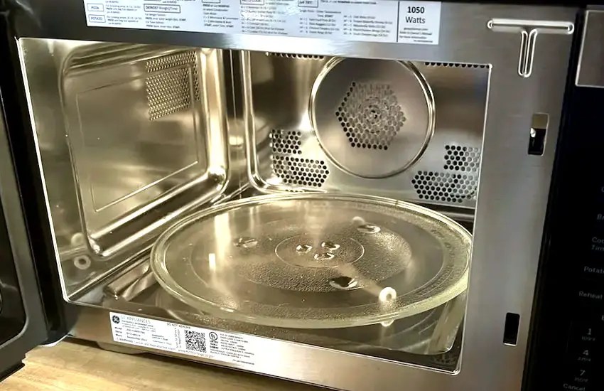 Is Your Oven Making Strange Noises? Causes and Fixes