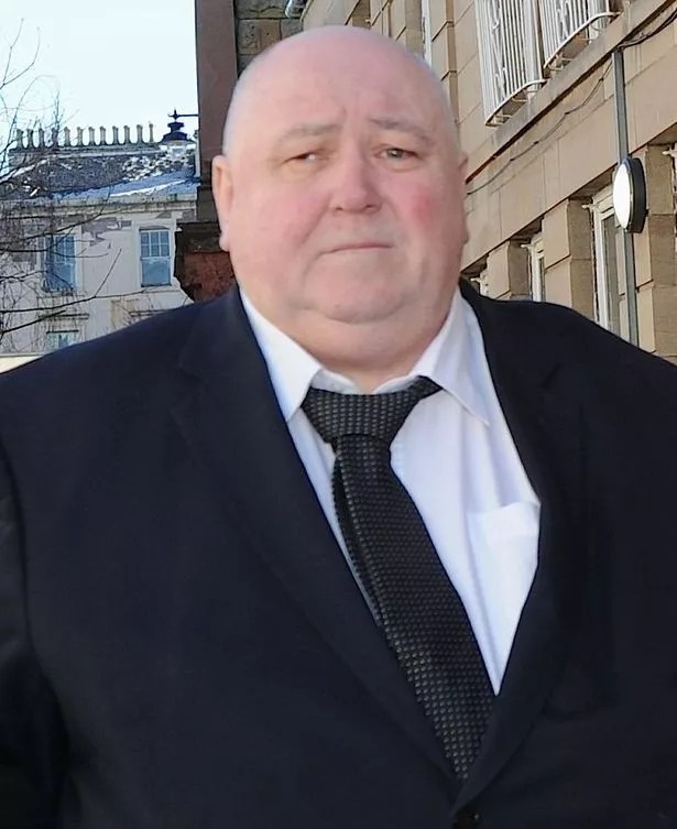 Council awards £1.4 billion contract as board member votes on the deal