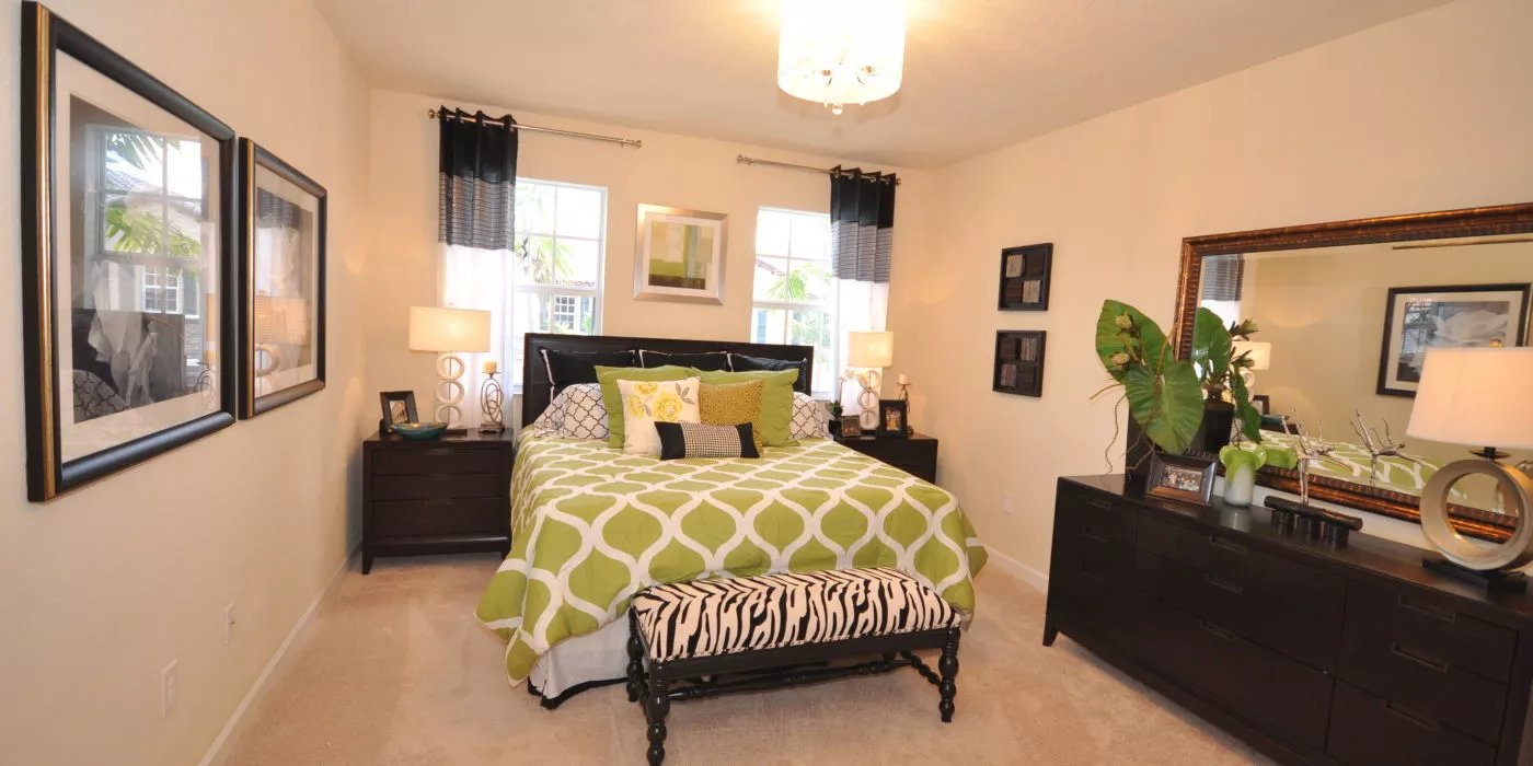 ️ Kendall Square Townhomes HomeLord