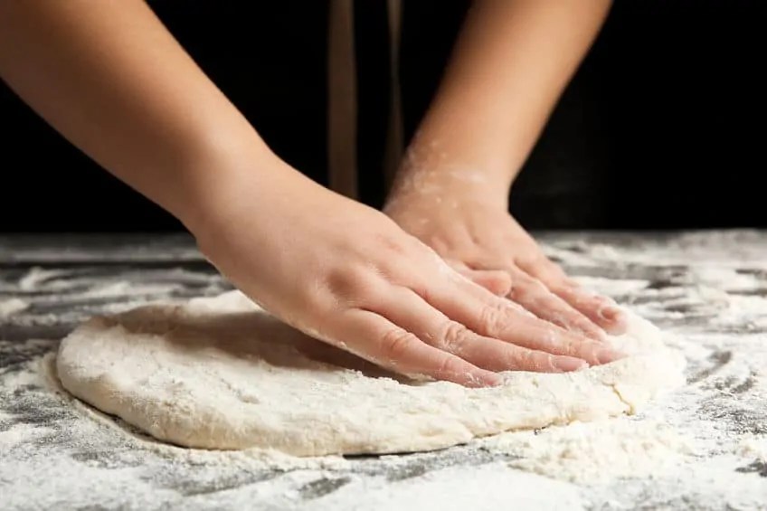 How to Stretch Pizza Dough Like a PRO Homemade Pizza Pro