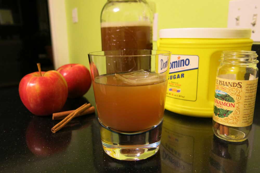 Apple Pie Moonshine Recipe With Everclear 190 And Captain