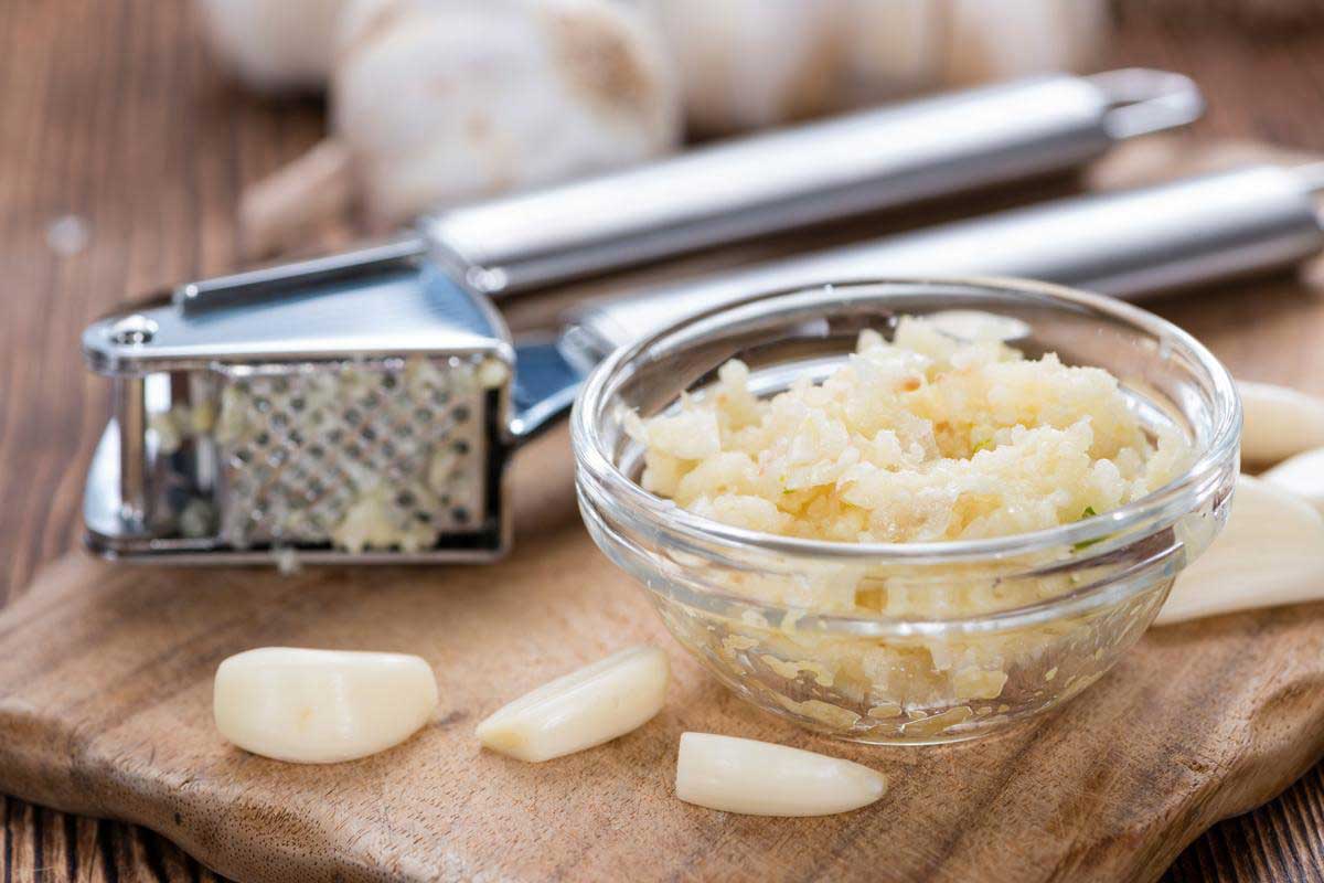 Study Highlights Antibiotic Properties Of Garlic