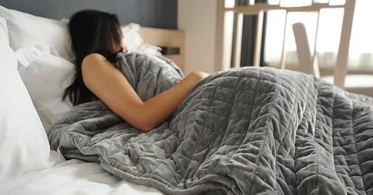 Why People Are Rushing Out To Buy Weighted Blankets