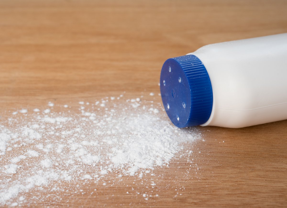 14 Unexpected Yet Genius Uses For Baby Powder