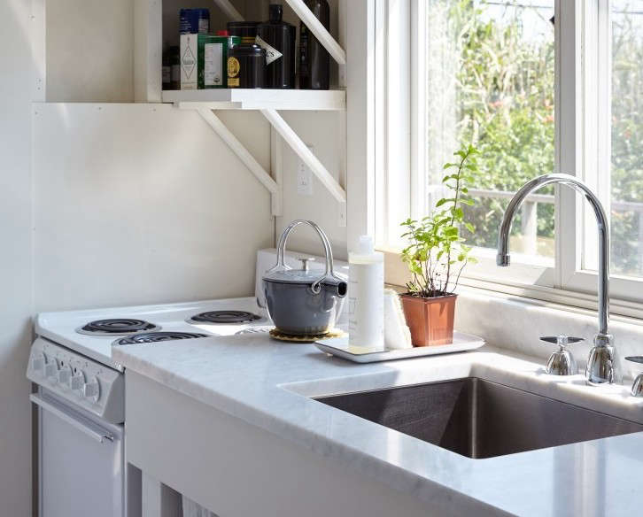Are Single Or Double Sinks Better In A Kitchen?