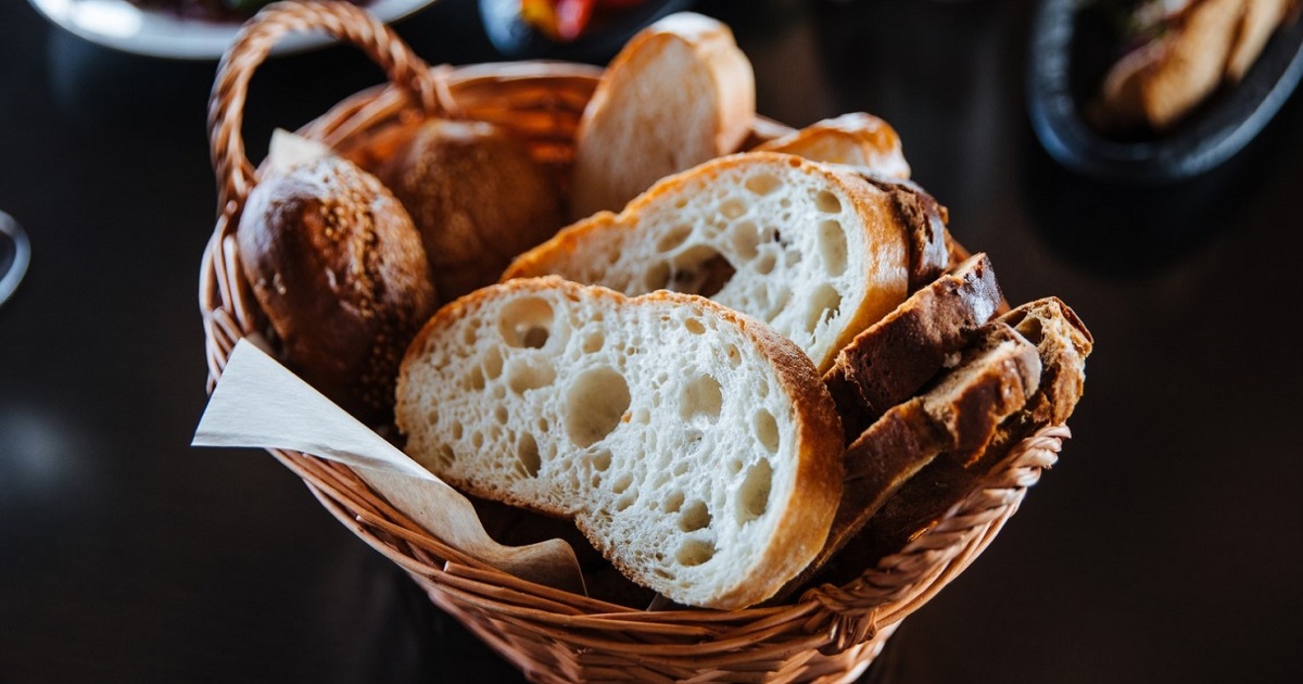 Why Restaurants Give Out Free Bread At The Start Of Meal Homemaking