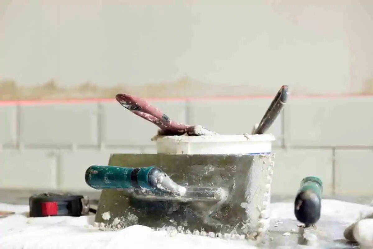 Replacing Linoleum with Tile in the Kitchen (9 Step Guides)