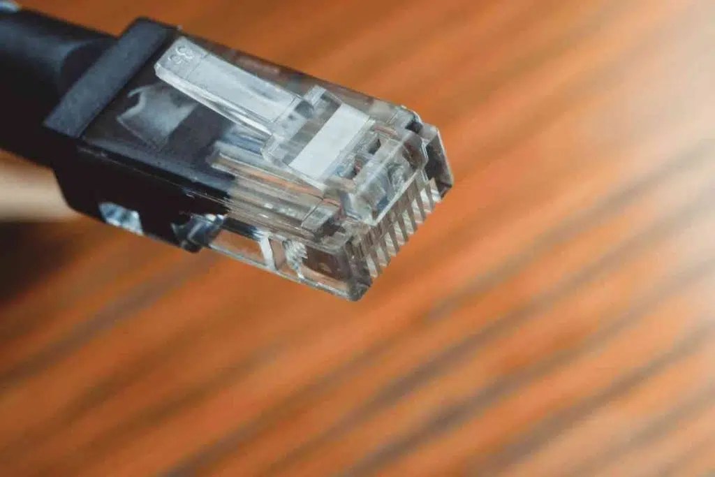 How to Run Cables Through The Ceiling (4 Steps)