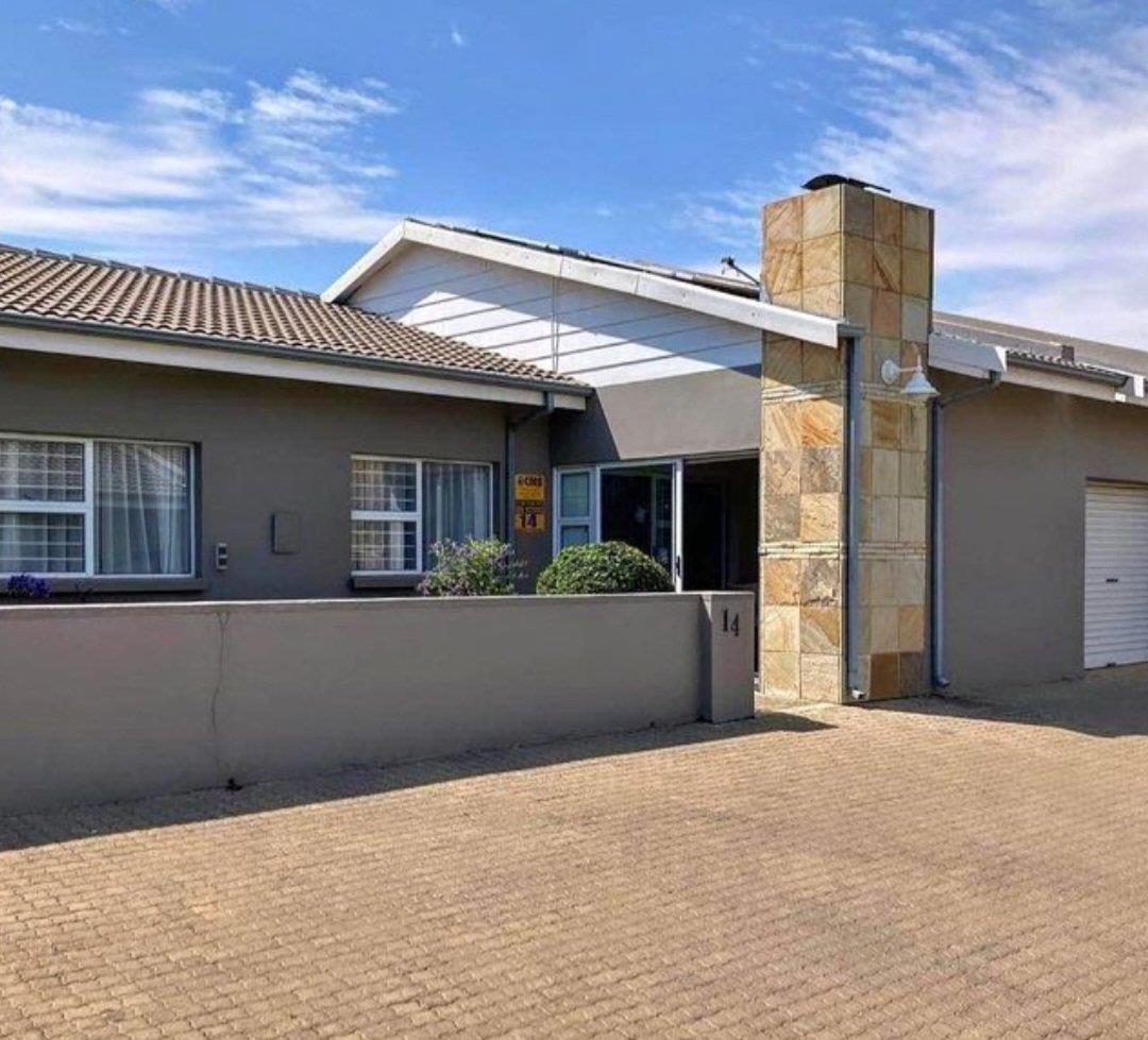 Stunning Cluster Home for Sale HomeMatch