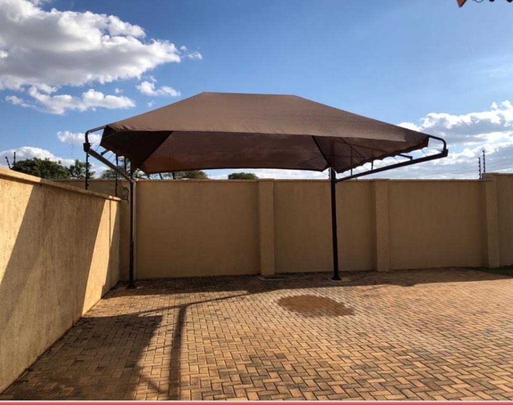 3 BEDROOM FREE STANDING HOUSE EXOTIC GARDEN, SPACIOUS NEW HOME