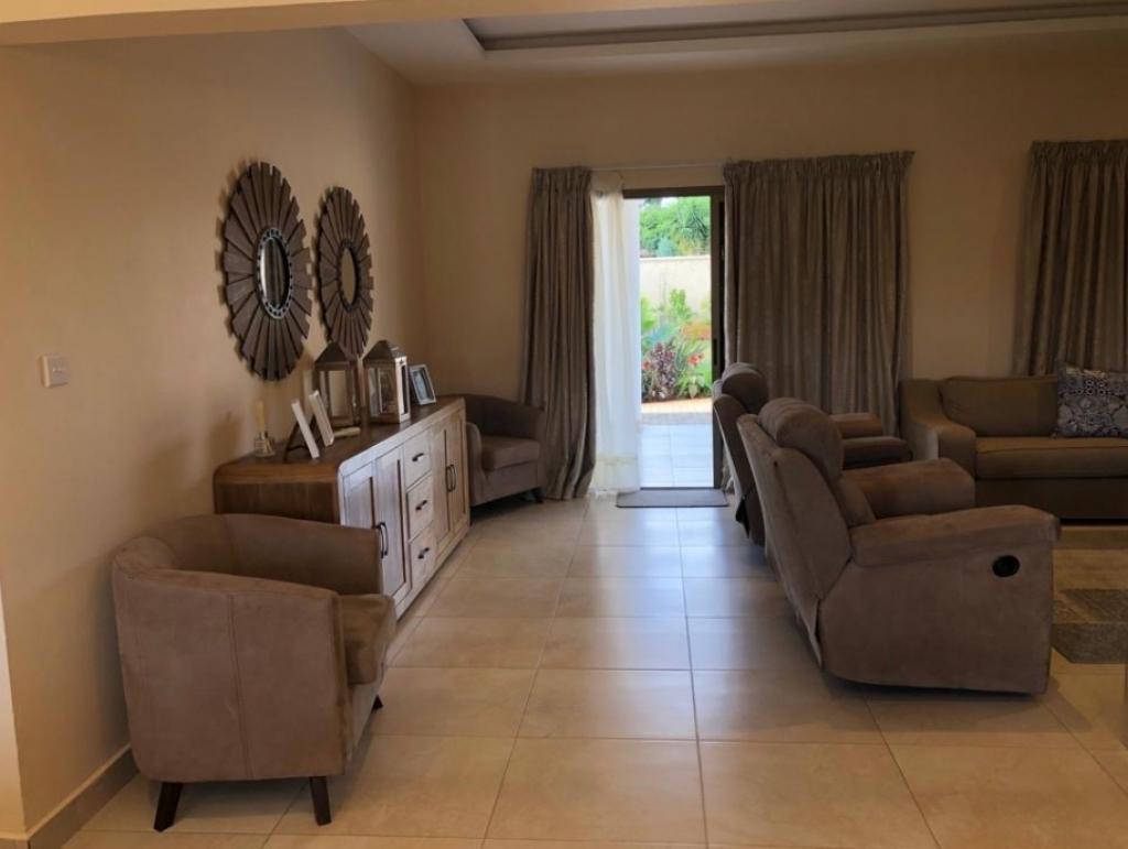 3 BEDROOM FREE STANDING HOUSE EXOTIC GARDEN, SPACIOUS NEW HOME