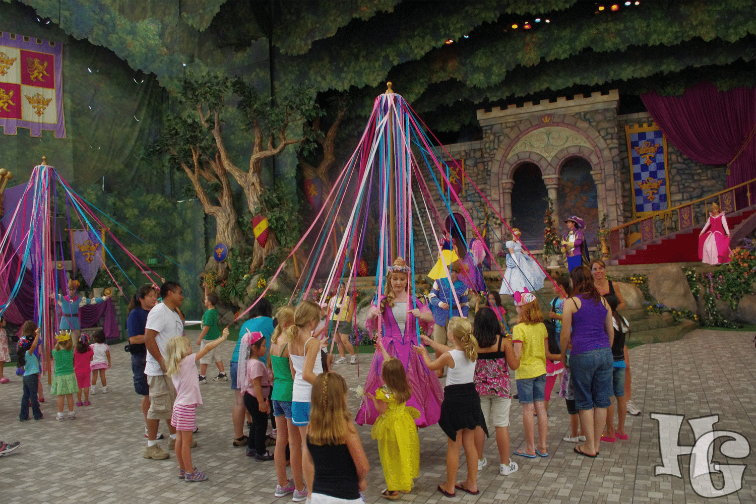 Игра Вы поедете на бал?, описание, как играть, правила Дом Игр Home