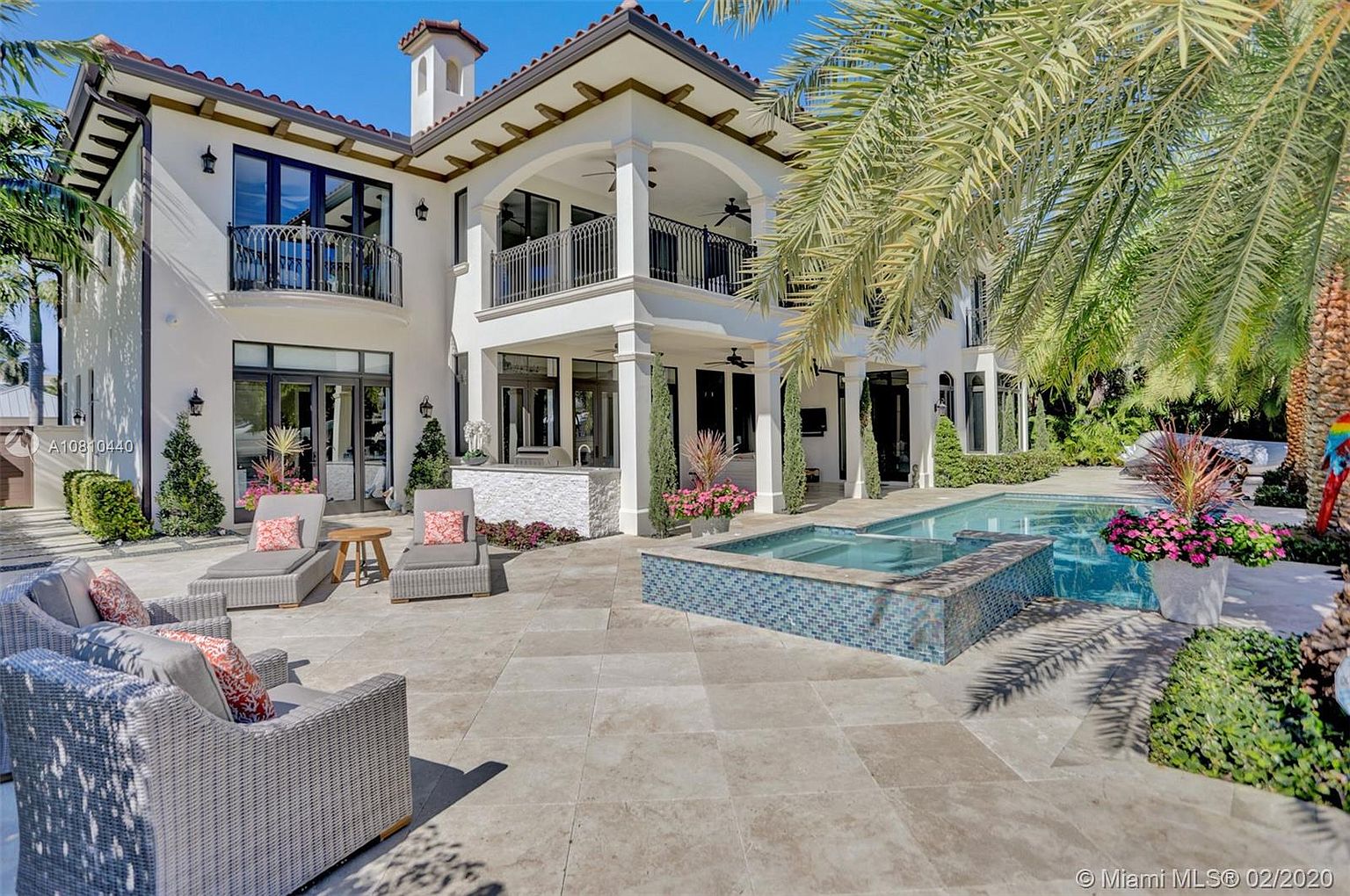 Home Of The Day Prestigious Waterfront Home In Nurmi Isles