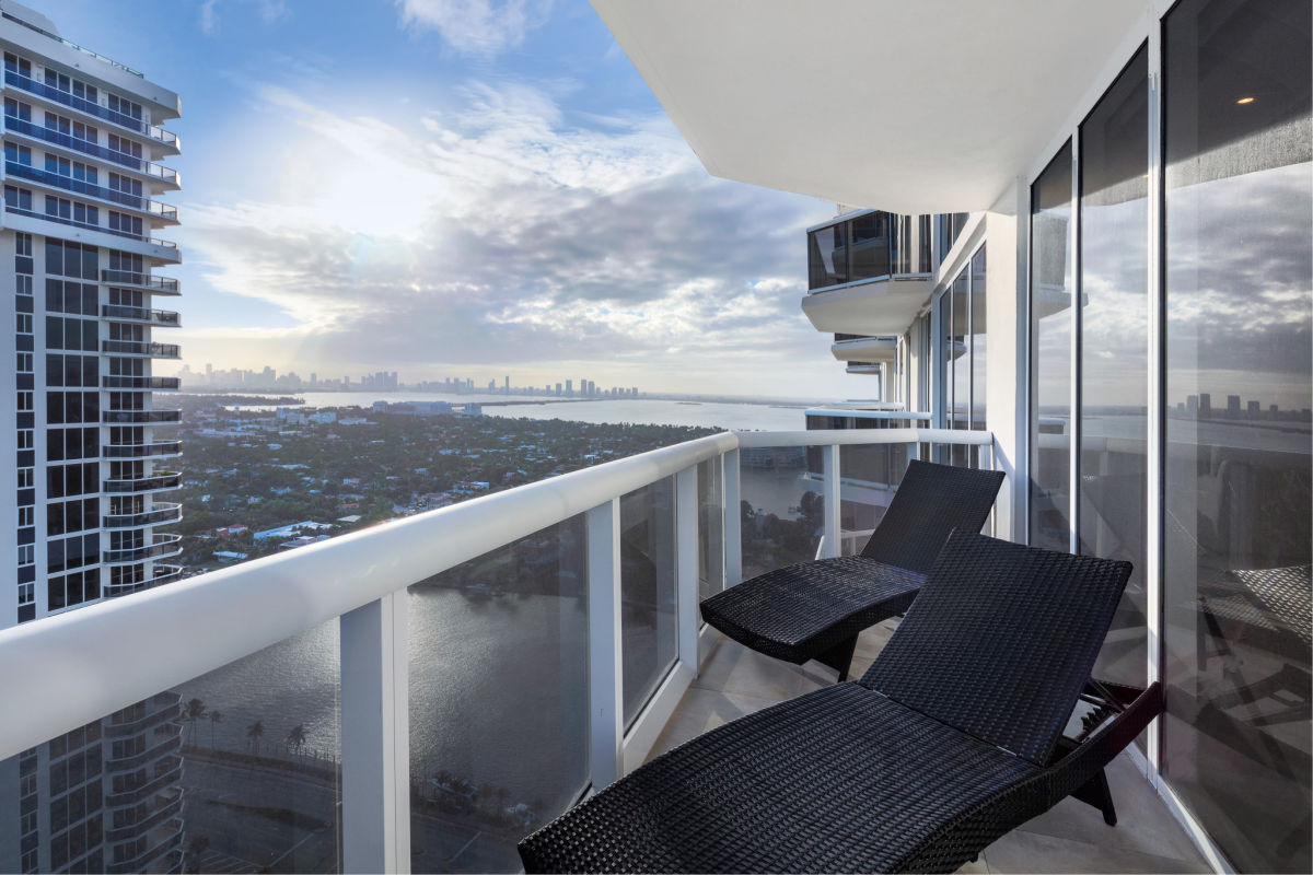 Home Of The Day A Rarely Available Corner Residence at the Blue