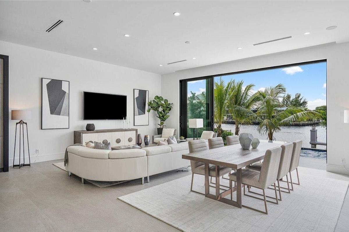 Home Of The Day A Striking Direct Intracoastal Estate In Deerfield Beach