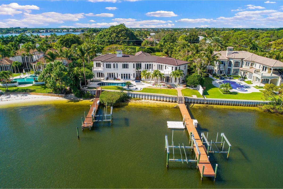 Home Of The Day A Luxury Waterfront Estate In Tequesta, Florida
