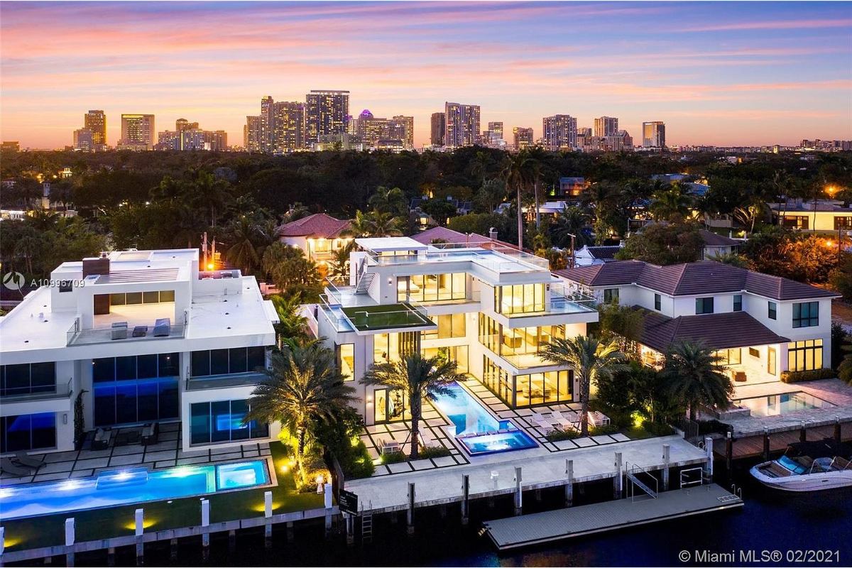 Home Of The Day A Stunning TriLevel Waterfront Home In Fort Lauderdale