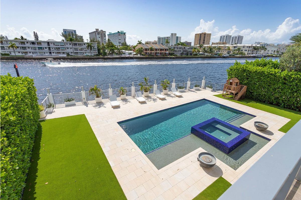 Home Of The Day A Modern Pompano Beach Intracoastal Residence