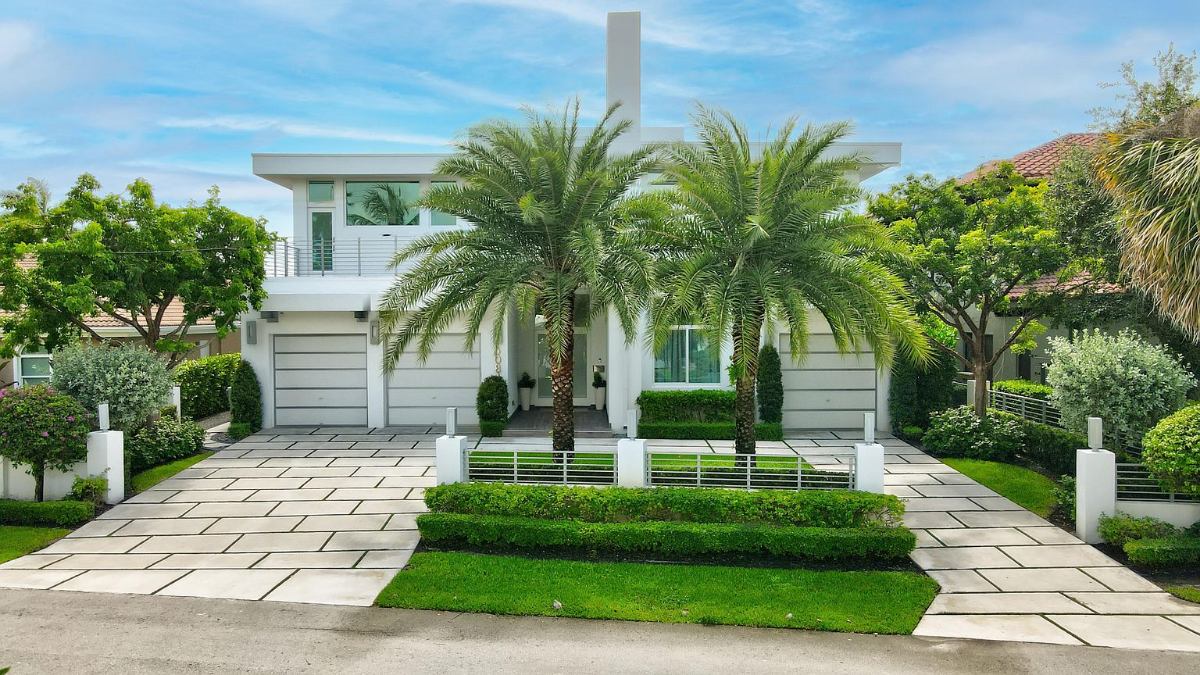 Home Of The Day A Modern Pompano Beach Intracoastal Residence