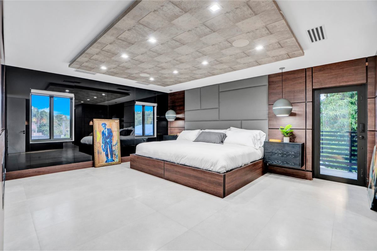 Home Of The Day A Refined 1Acre Luxury Estate In Biscayne Gardens