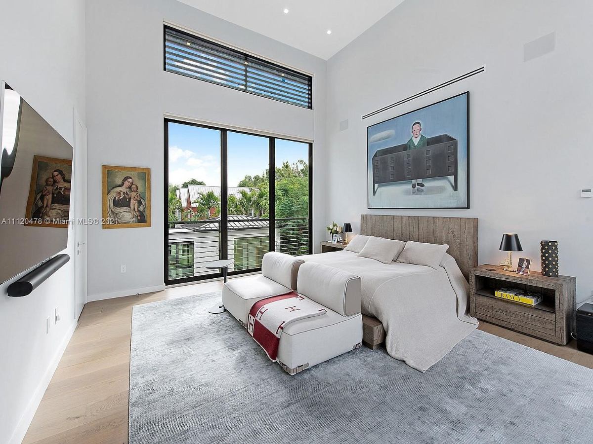 Home Of The Day Modern Luxury In South Miami's Coveted High Pines