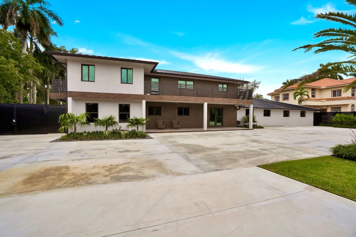 Home Of The Day A Refined 1Acre Luxury Estate In Biscayne Gardens