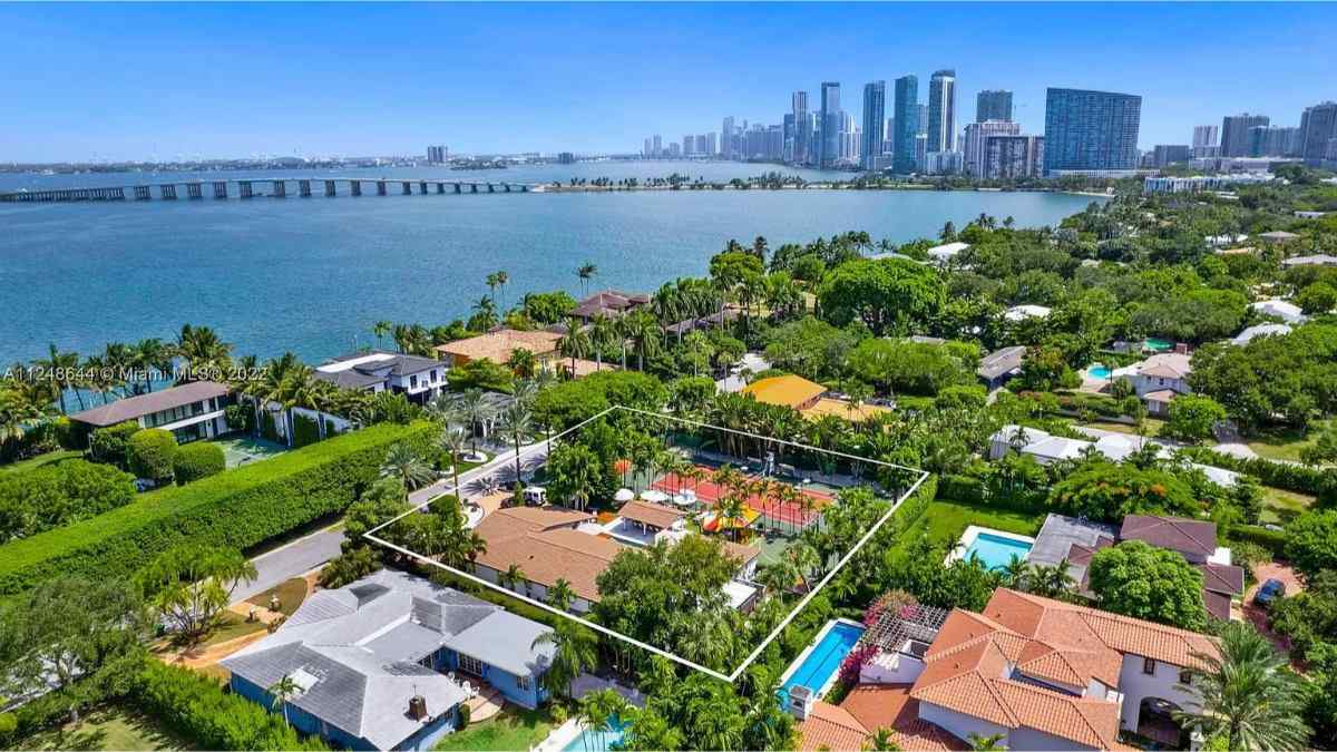 Home Of The Day A Tropical Paradise In Miami's Exclusive Bay Point