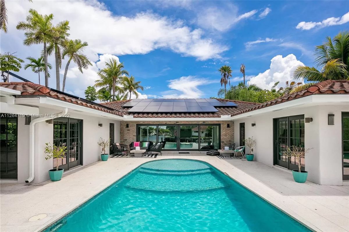 Home Of The Day A Waterfront Gem In The Exclusive Golden Isles