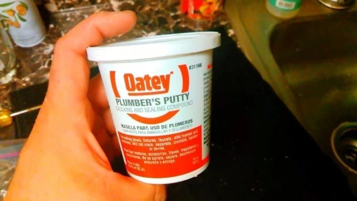 Plumber’s Putty Drying Time – How Long Does It Take To Set?