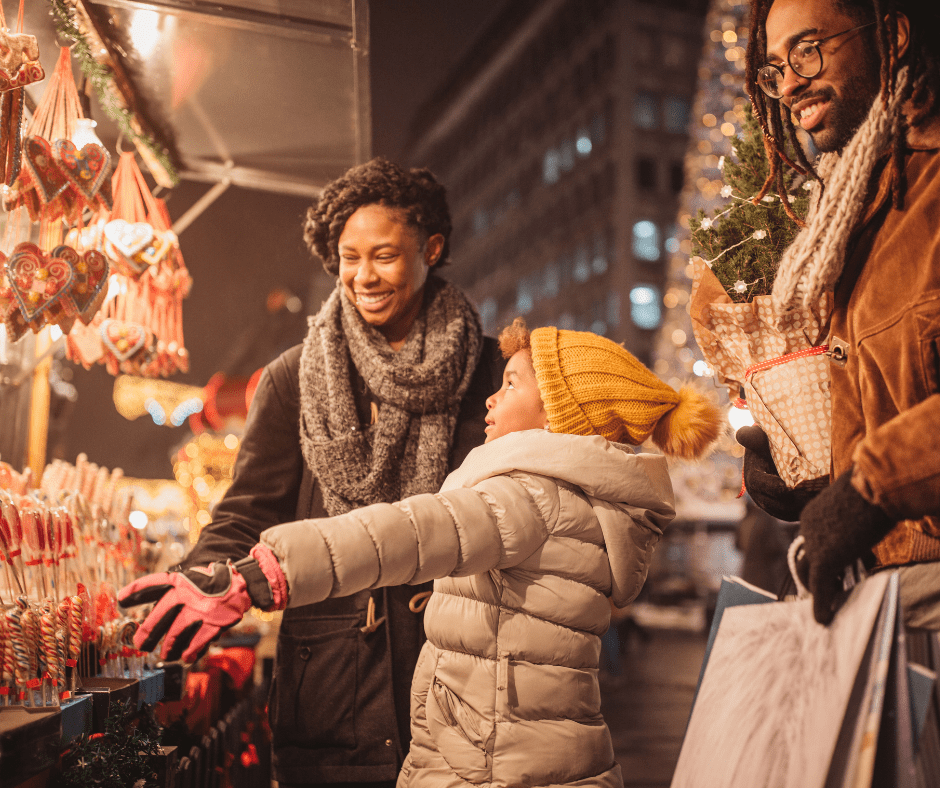 9 Fascinating Facts About Christmas, Hanukkah, and Kwanzaa Homeowners