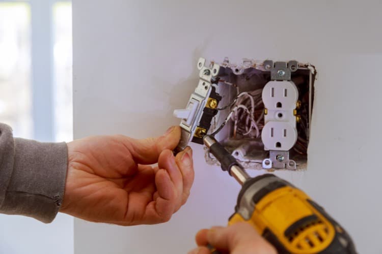 How to Wire a Switch off an Outlet [Full Guide] | Home Repair Geek
