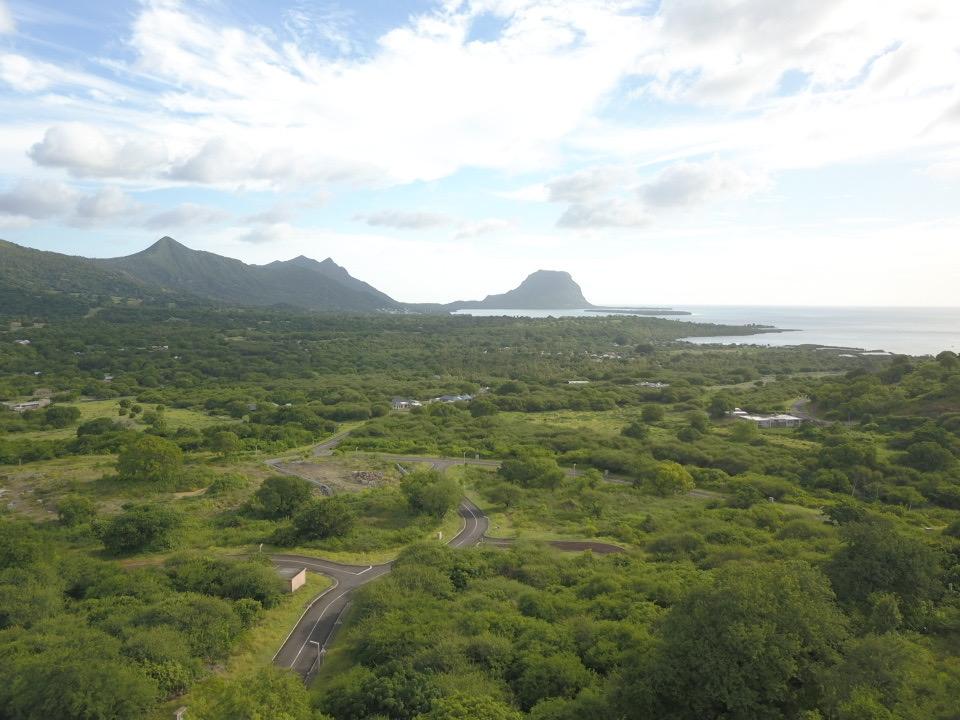 Terrain résidentiel au Domaine de Palmyre, Rivière Noire HOMES