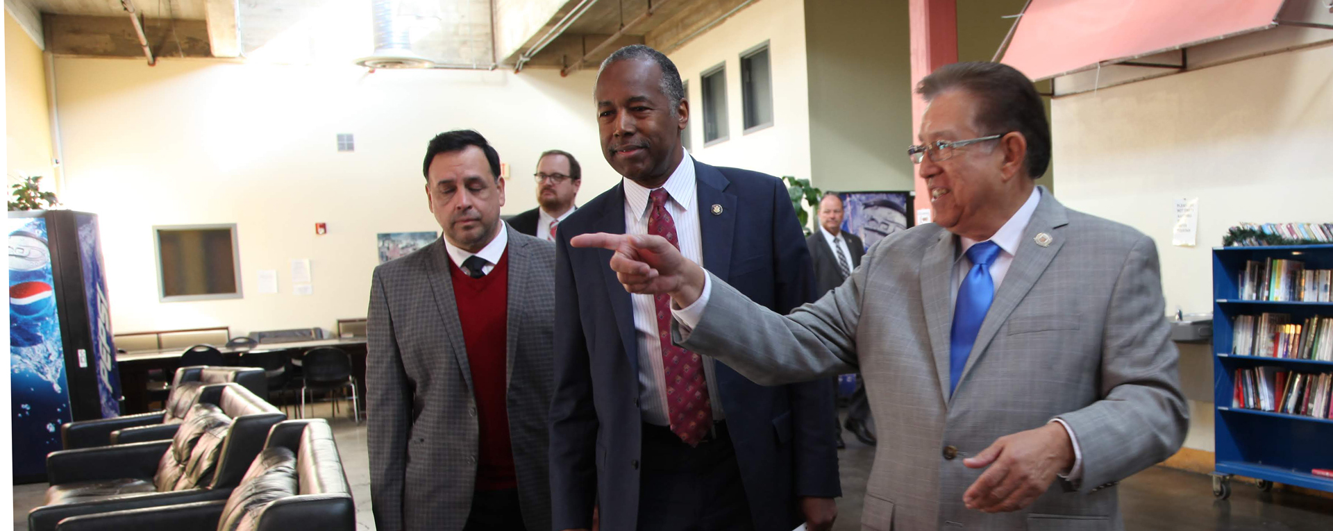 HUD secretary announces grant to help homeless veterans Opportunity