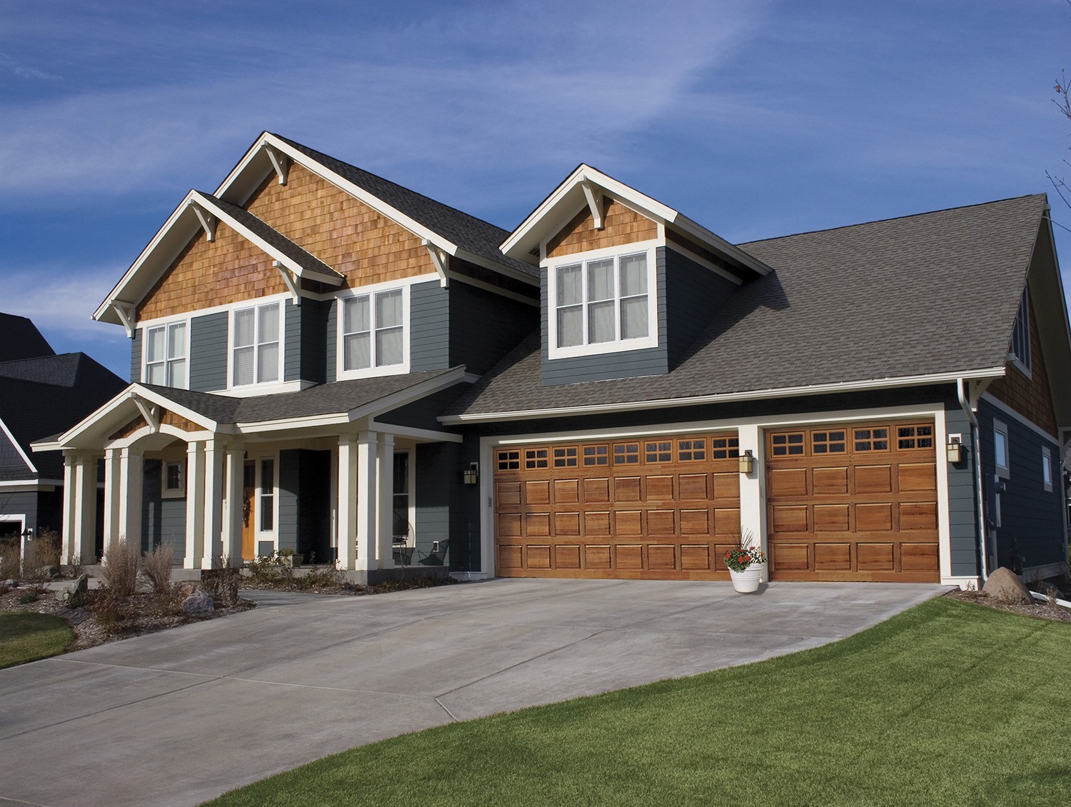 StyleMakers 2022 Raynor Garage Doors Kansas City Homes & Style