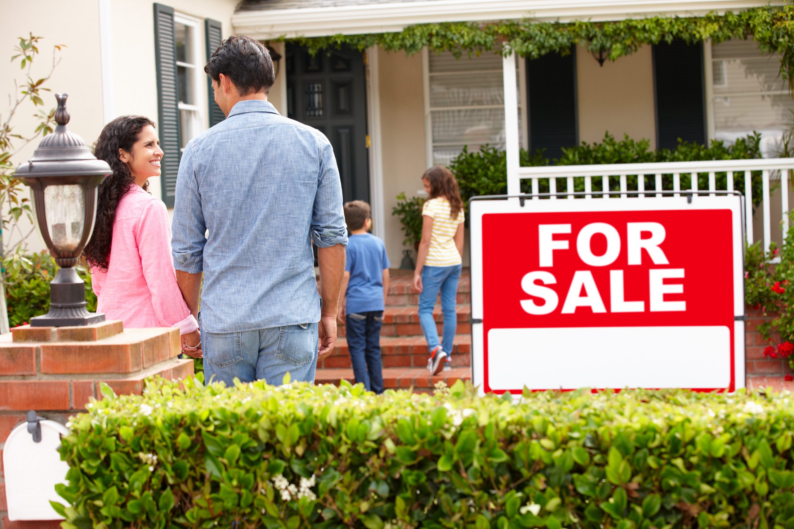 How Can An MV Realty Real Estate Agent Help You Sell Your Home? Home