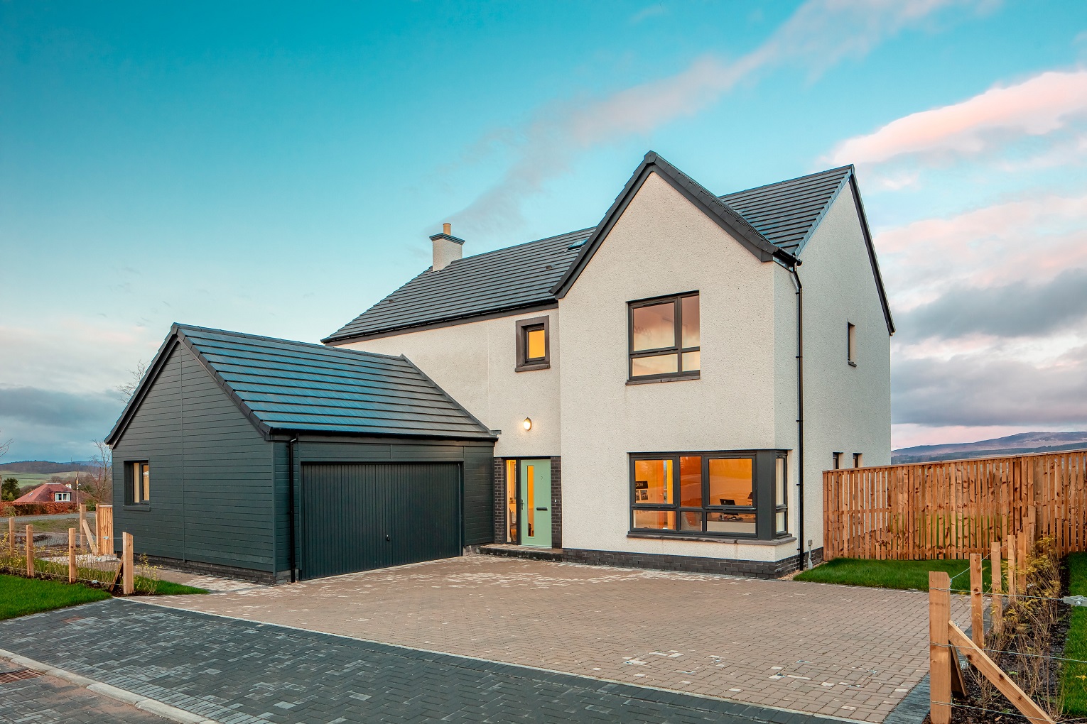 Mactaggart & Mickel Buchanan Views, Killearn Homes for Scotland