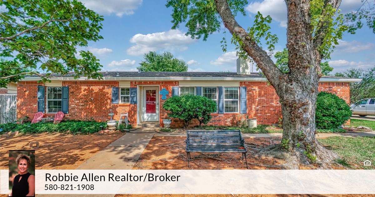 2008 W 7th Pl, Elk City, OK 73644